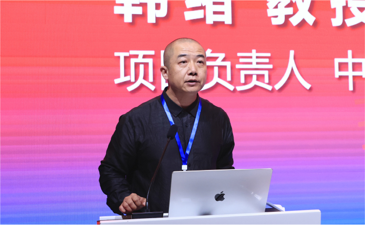 中国美术学院副院长韩绪.jpg